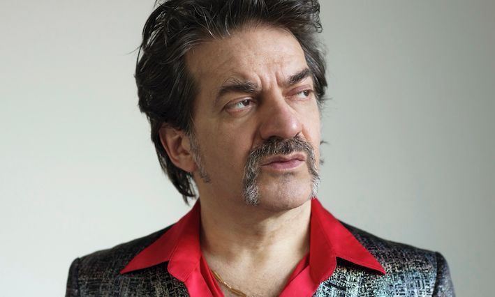 IL CONCERTO SUL FIUME CON IL CANTAUTORE PEPPE VOLTARELLI 