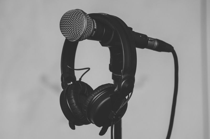 A LEZIONE DI MUSICA E TEATRO